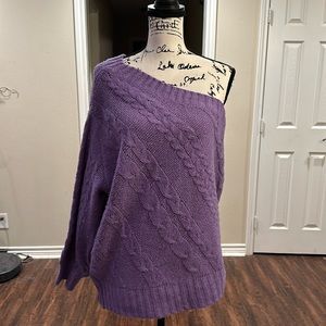 Cuuute purple one shoulder sweater